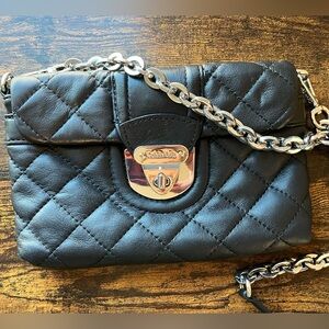 🔖🔖Clearance!🔖🔖Calvin Klein quilted black leather crossbody bag